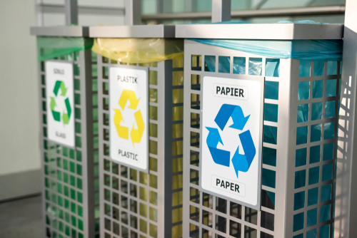 Kolor worków na śmieci powinien odpowiadać kolorom pojemników, co ułatwia segregację odpadów - Grala 